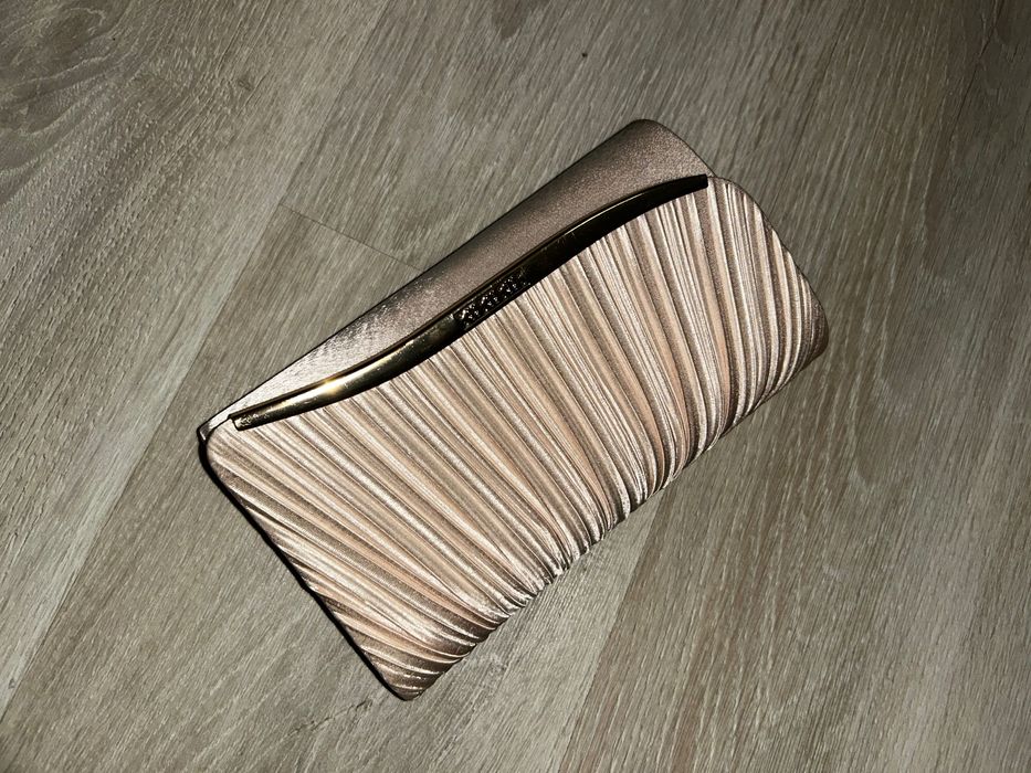 Дамски чанти модерни