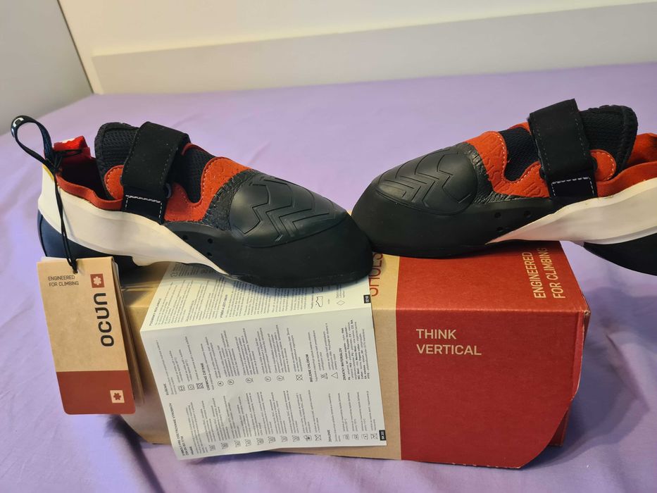 Espadrile de escalada
