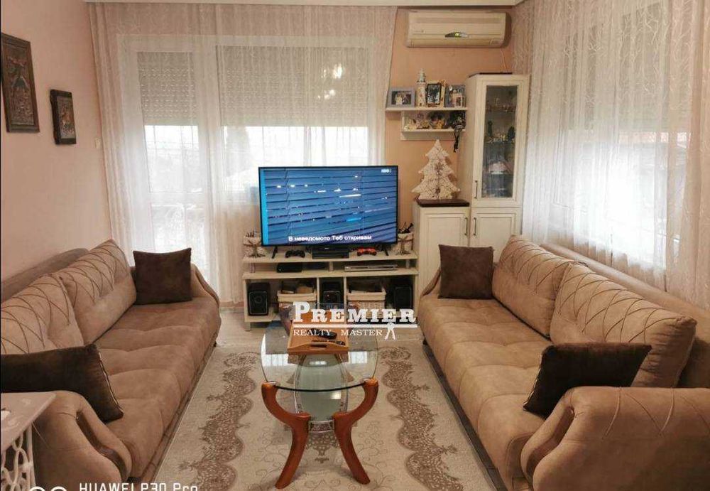 Продава се Къща в с. Кошарица, Област Бургас - 350 кв.м за 858 €/кв.м - Снимка #1