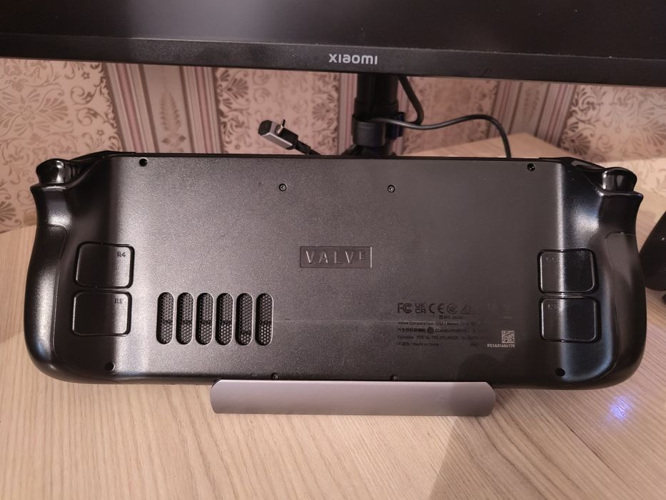 Steam Deck LCD 512GB +256 флешка