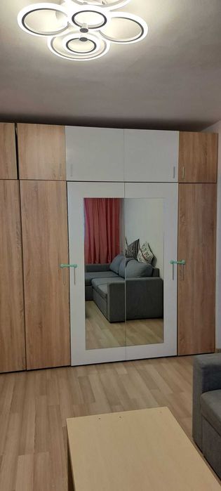 Proprietar inchiriez apartament 3 camere in Berceni, complet mobilat, bloc cu lift