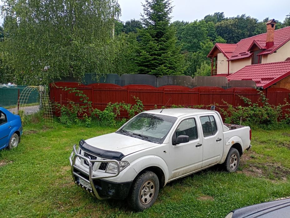 NISSAN Navara