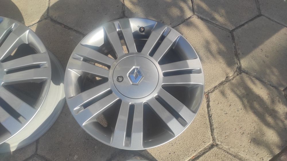 4х100 16 цола Renault