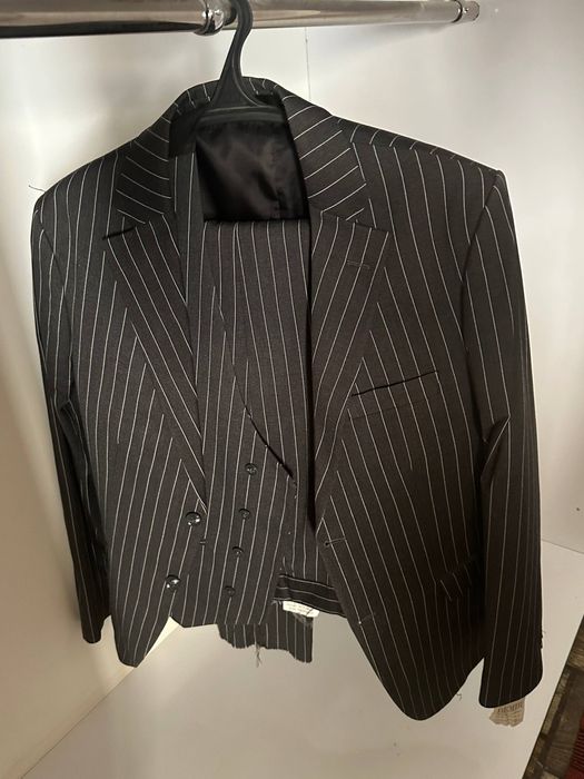 Barcha turdagi Kastyum