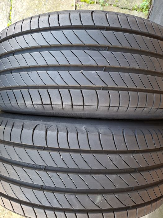 2бр 205/55/16  мишелин много запазени малко карани