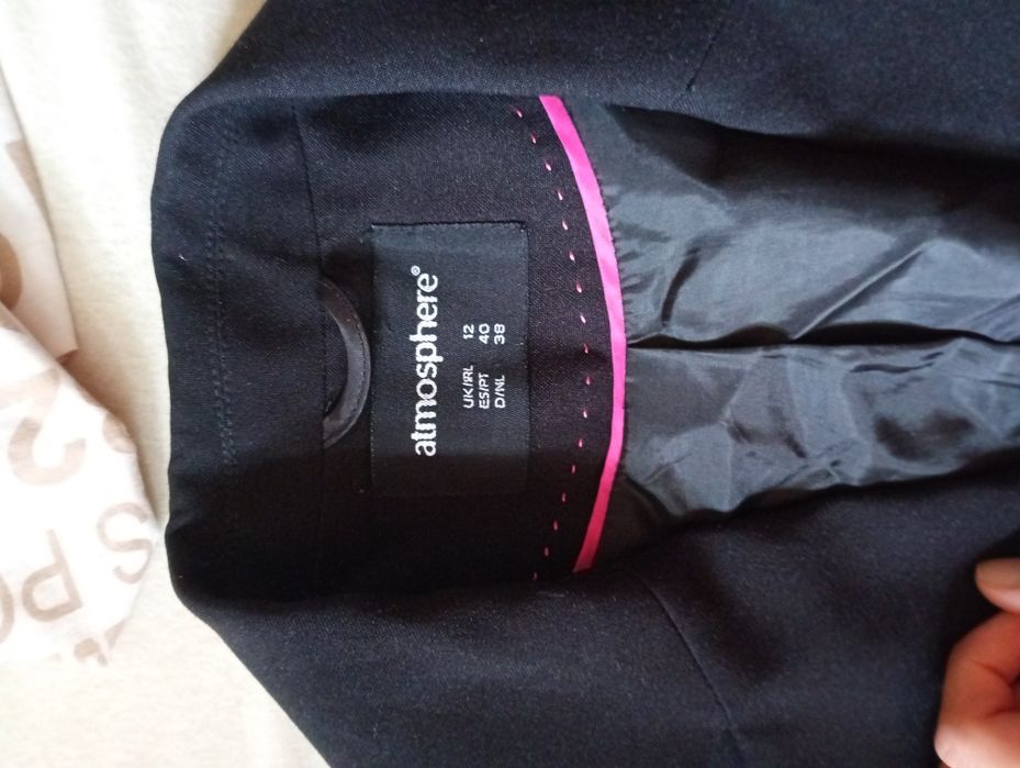 Sacou atmosphere un pic scămoșat