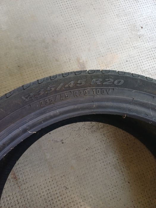 Anvelopa vara Pirelli 235 45 R20