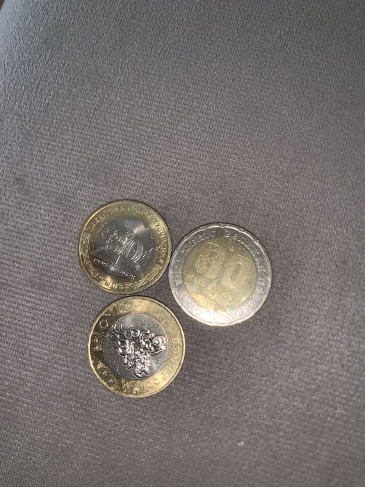 200 100тенге колекция