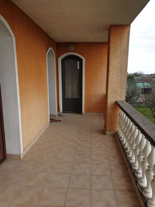 Casa S+P+1+M cu 28 ari de teren in Martinesti