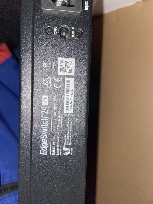 Ubiquiti EdgeSwitch 24 Lite  24 port Gigabit Managed