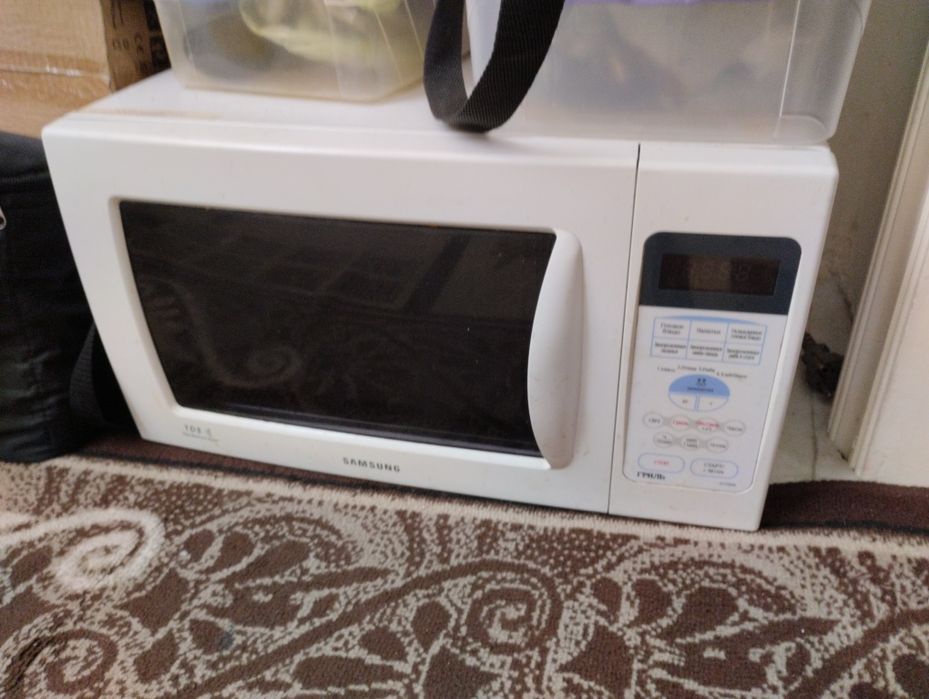 Микроволновка сотилади