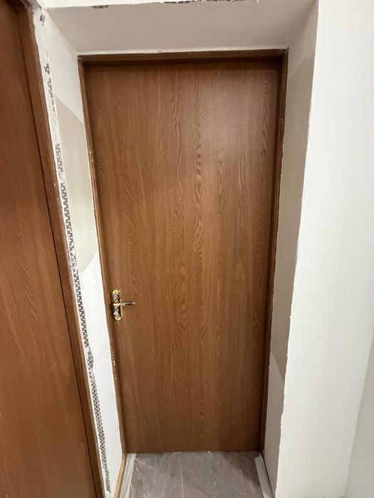 Продам двери б/у