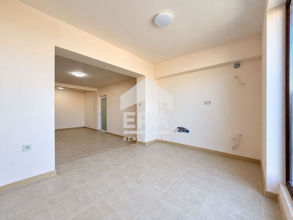 Продава се Тристаен апартамент в София, Люлин 10 - 117 кв.м за 2983 €/кв.м - Снимка #2