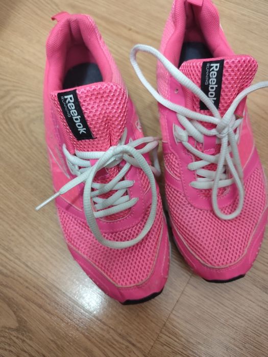 кросовки reebok hexaffect женские 37 размер