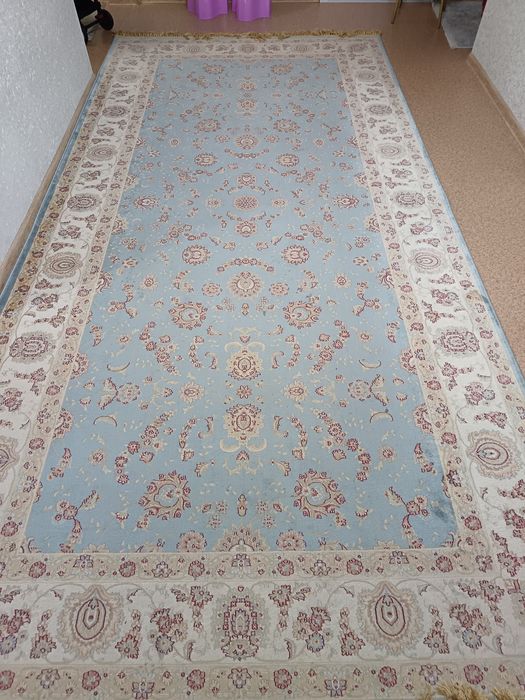 Продам ковер,  г. Усть-Каменогорск