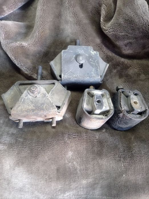 Запчасти Мерседес Т- 1