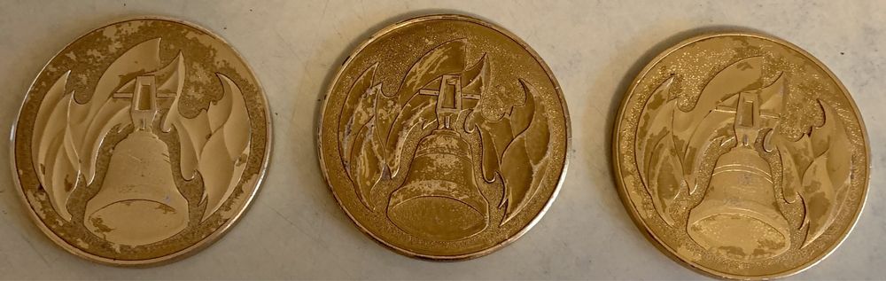 Продам значки СССР