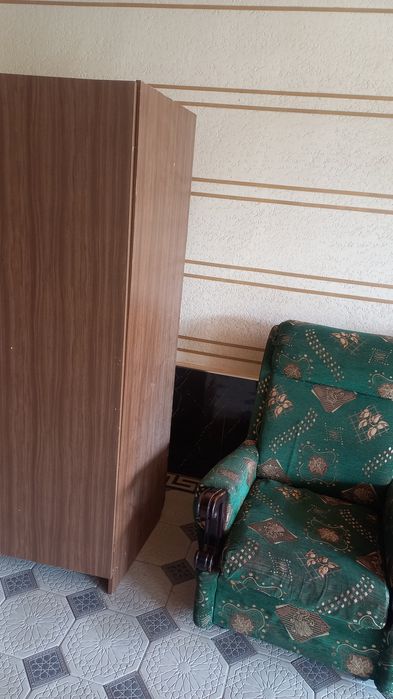 Uy jixozlari, ishlatilgan. Biroz ta'mirtalab