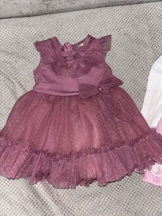 Платья на 5-6 мес 2шт