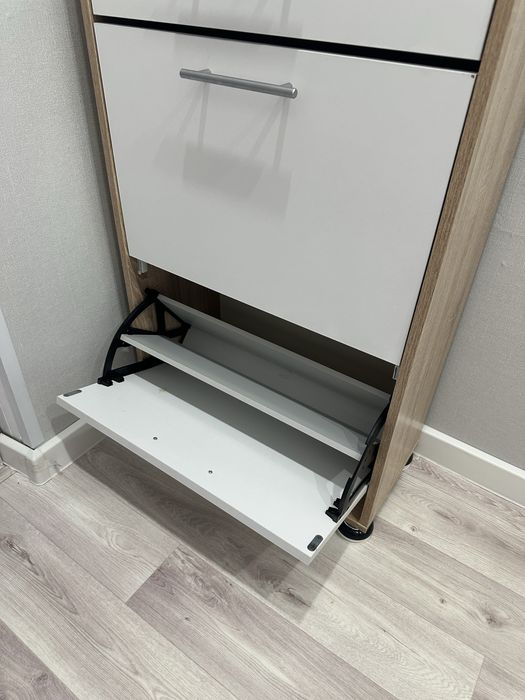 Продам шкаф для прихожей