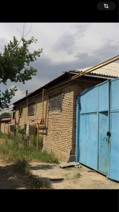 Срочно База Янгиюль, 15 соток,нежилой обьект , Молочный цех