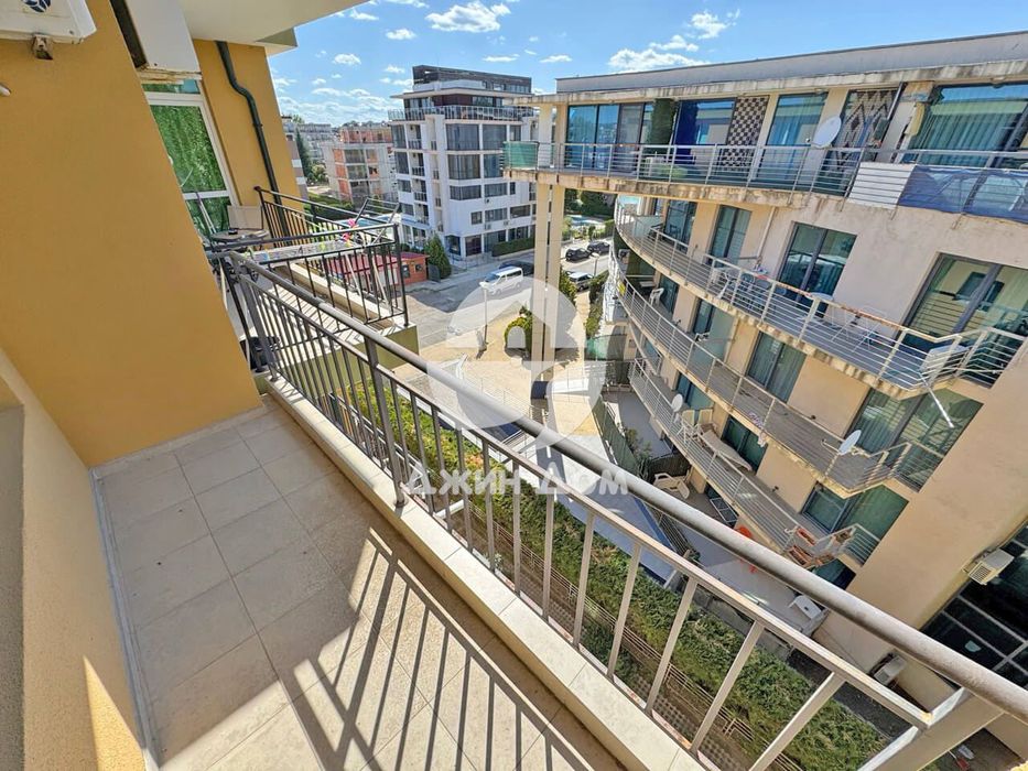 Продава се Двустаен апартамент в к.к. Слънчев бряг - 66 кв.м за 1114 €/кв.м - Снимка #7