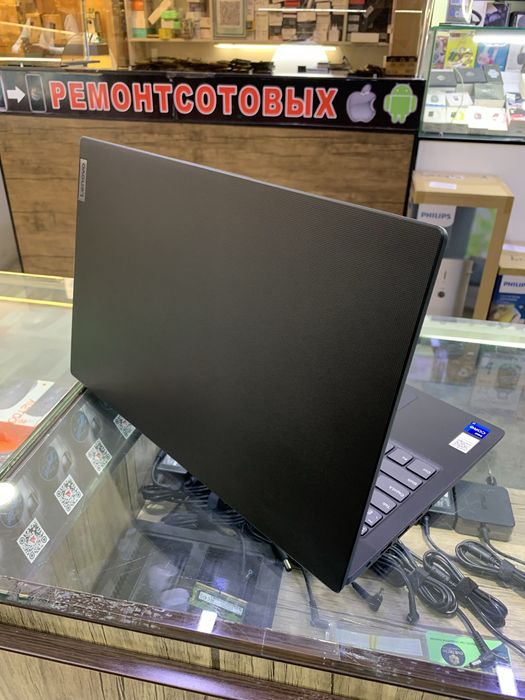 Б/У Lenovo V15 i7