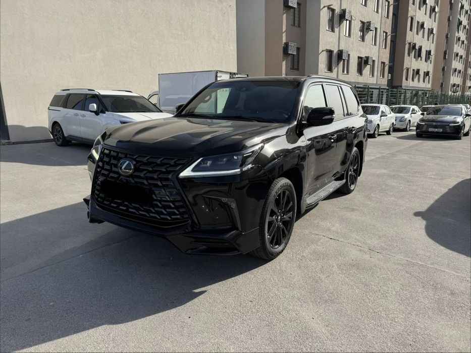 Продам Lexus LX 570 Kuro Black Edition