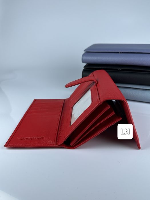 Дамско портмоне от 100% естествена кожа