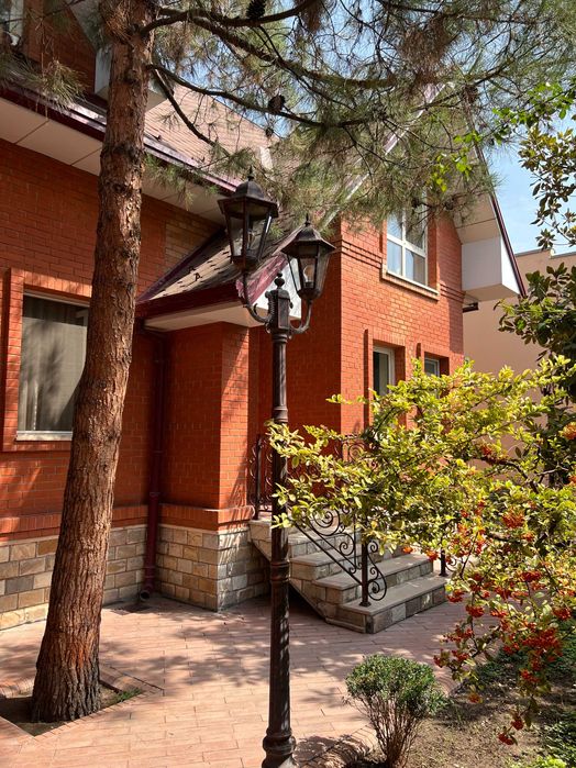 Дом с "Камином" в классическом европейском стиле.