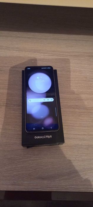 Vând Samsung Z Flip5