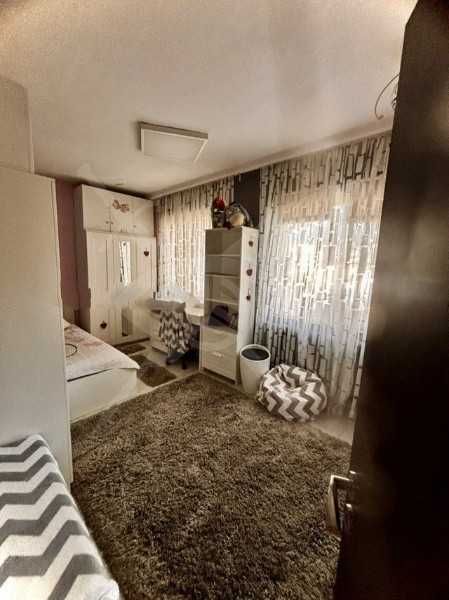 Дава се под наем Четиристаен апартамент в Пловдив, Тракия - 96 кв.м за 550 € - Снимка #6