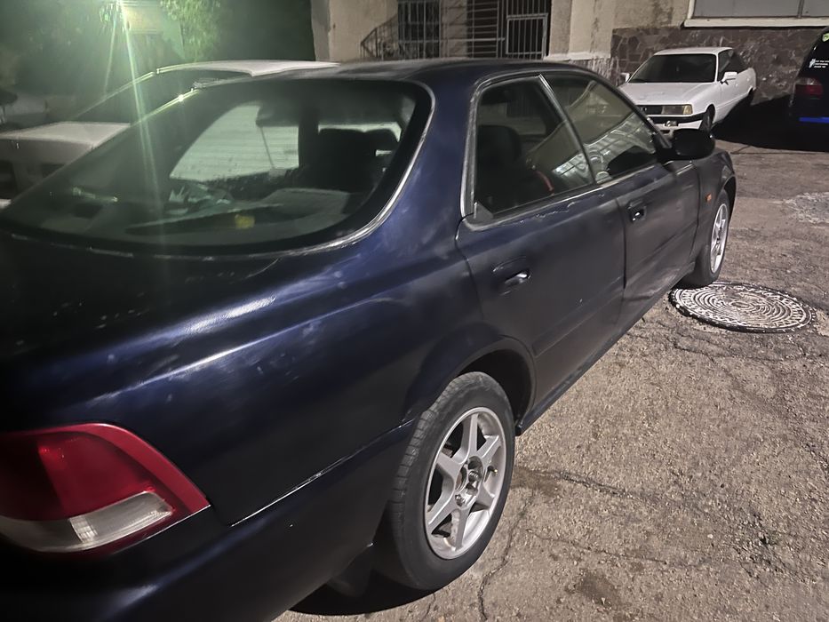 Продам Honda Inspire 1997 года