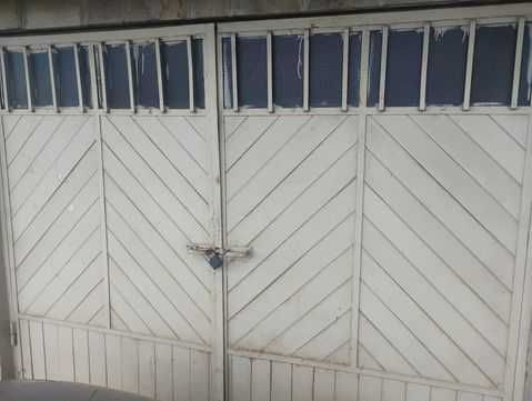 Метални гаражни врати