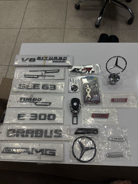 Merscedes Emblema xar xil turdagi