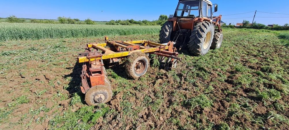 Quivoqne disc 3 m în V piesa