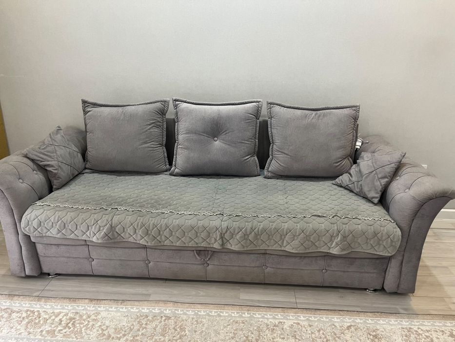 Продам диван в хорошем состоянии