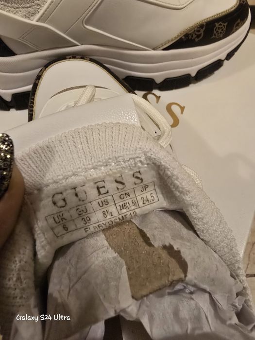Guess-Чисто Нови