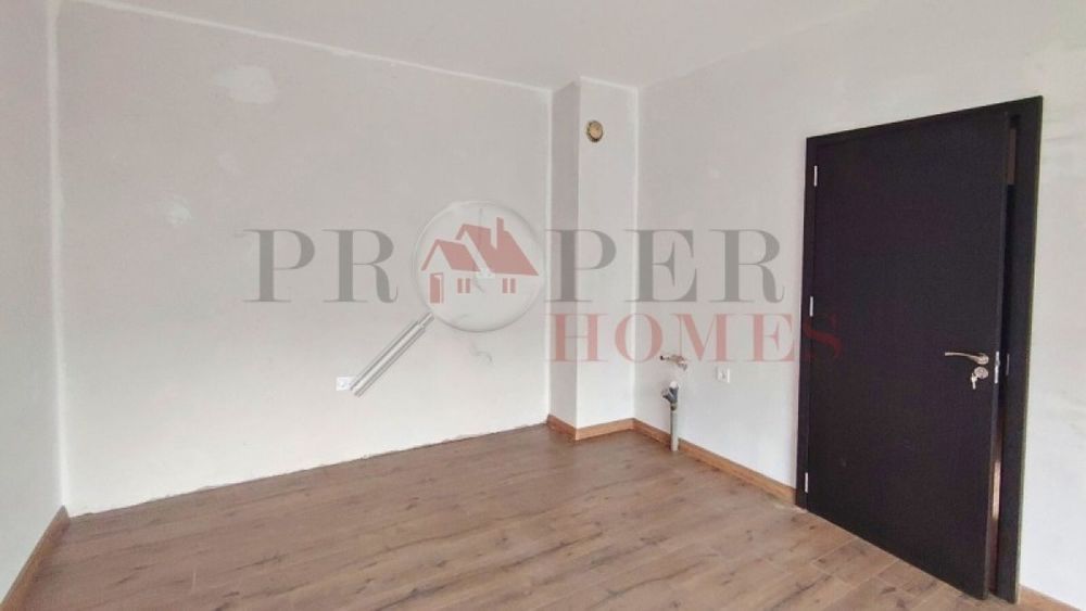 Продава се Многостаен апартамент в Велико Търново, Бузлуджа - 80 кв.м за 702 €/кв.м - Снимка #1