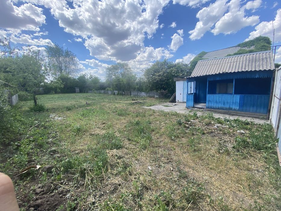 Продам дачу в хорошем месте все доступно