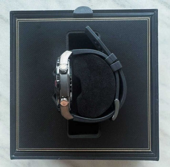 Huawei Watch Ultimate black - чисто нов
