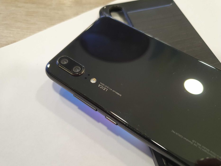 Huawei P20  5.8" 4GB RAM, 128GB