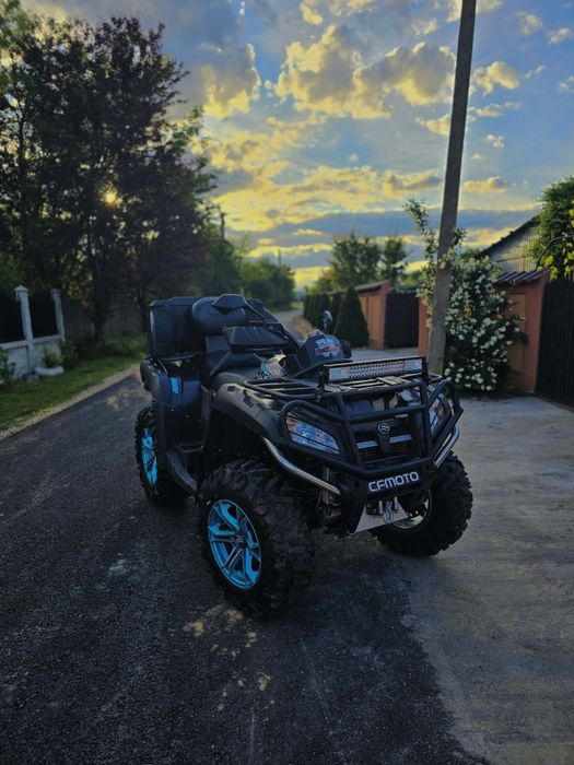 Vând cf moto 800 (X8)