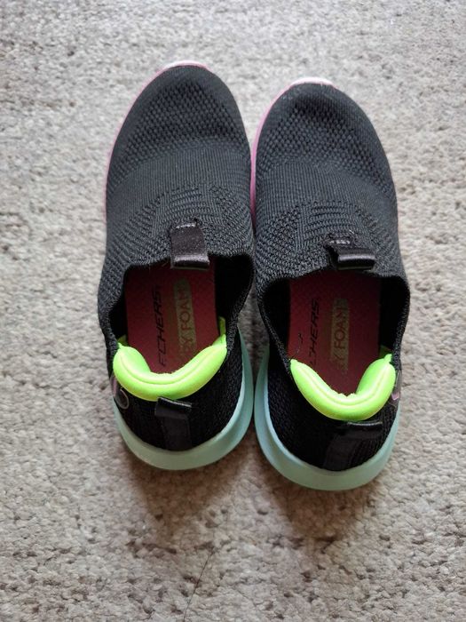 Pantofi pentru fetite