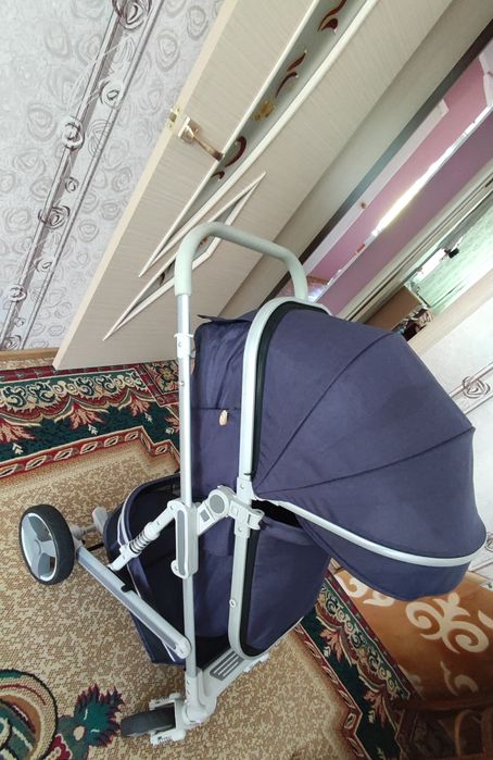 Продам   коляску