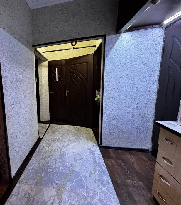 Продаётся своя 3-х комнатная квартира