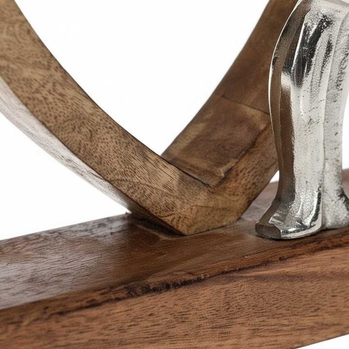 Decoratiune de masa din lemn inima cu figurina cuplu imbratisat 18x22