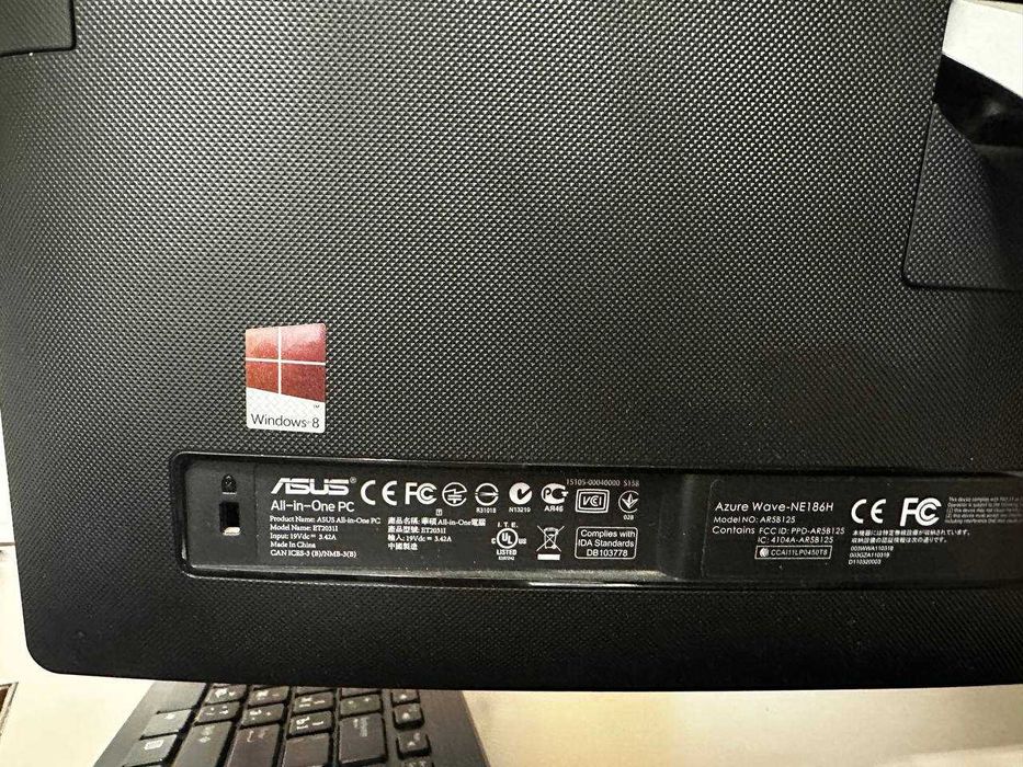 ASUS компьтер внутри монитора