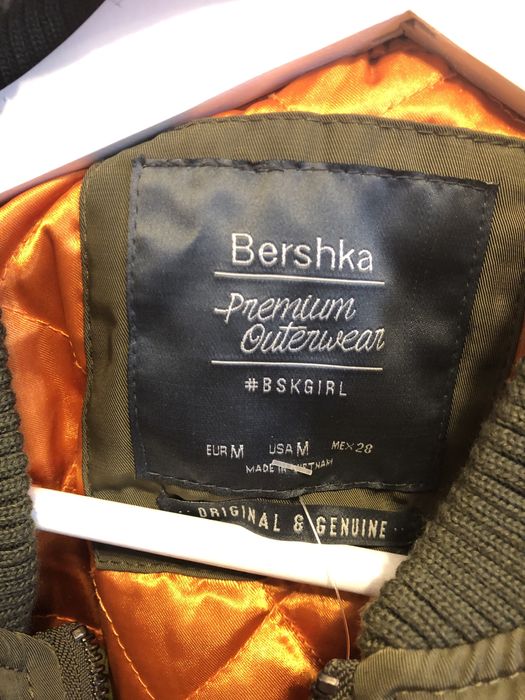 Geaca dama Bershka, marime M