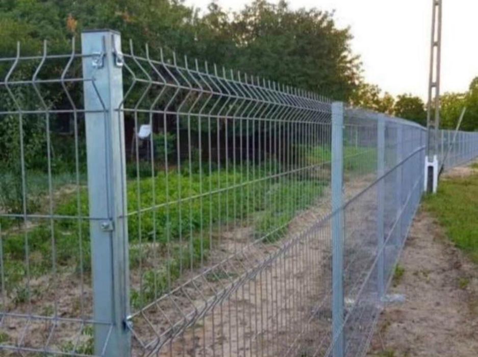 Vand si fac garduri din plasa bordurata